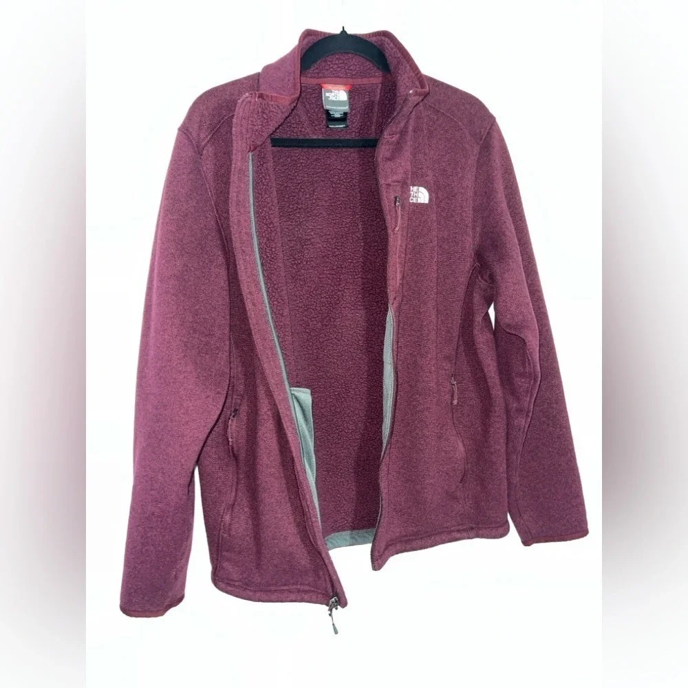 The North Face Men's Maroon full‎ zip up fleece jacket size Large